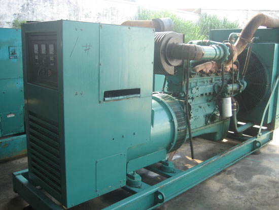 丰台租赁发电机- 发电机碳刷磨损的原因是什么