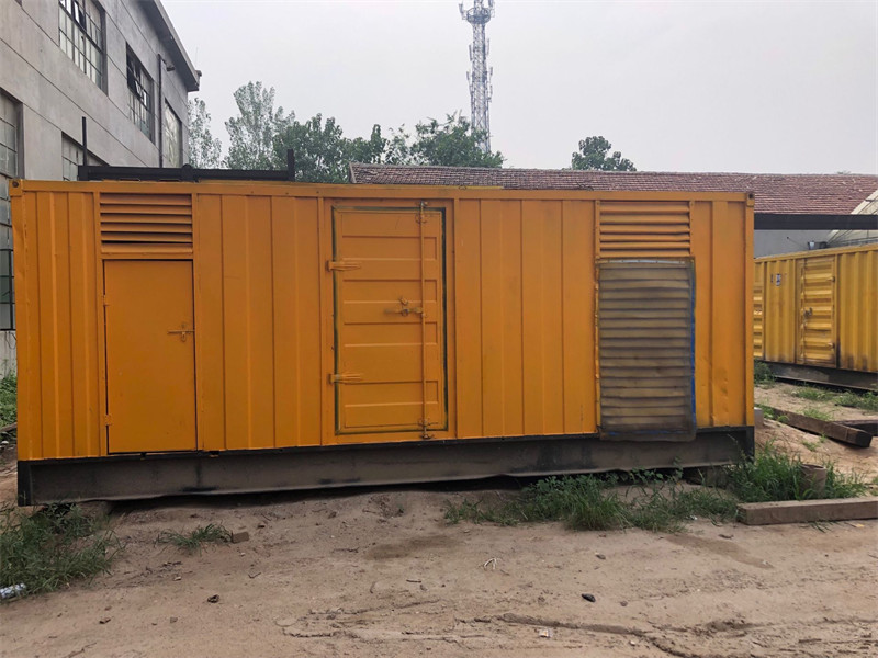 丰台柴油发电机如何判断新机油是否已经完全充满机油滤清器？