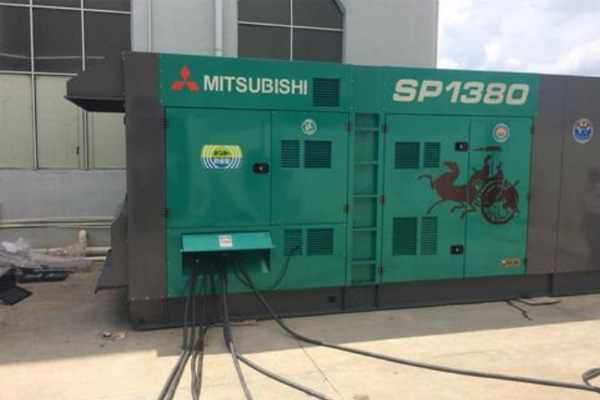 丰台为什么有些柴油发电机组的输出电压可以调节？